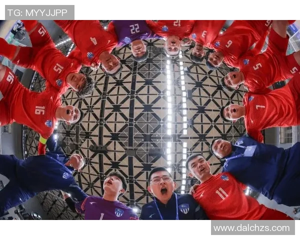 五人制足球赛球星风采全解析 揭秘足坛小场大战中的顶级球员荣耀