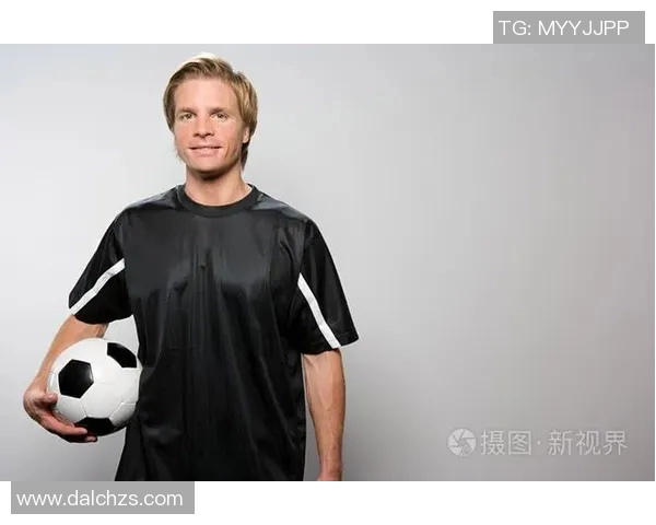 精彩足球巨星瞬间呈现 简单球员画像集大全 精彩足球巨星瞬间呈现 简单球员画像集大全