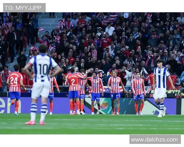 全球足球巨星风采大汇聚:经典瞬间与传奇球员全景展示 全球足球巨星风采大汇聚:经典瞬间与传奇球员全景展示